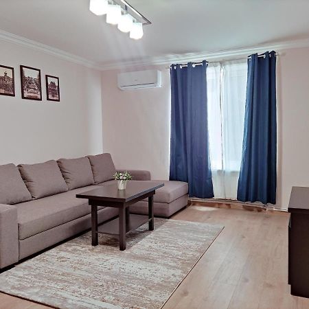 Renovated 1 Bedroom With King Size Bed In Kentron Yerevan Luaran gambar
